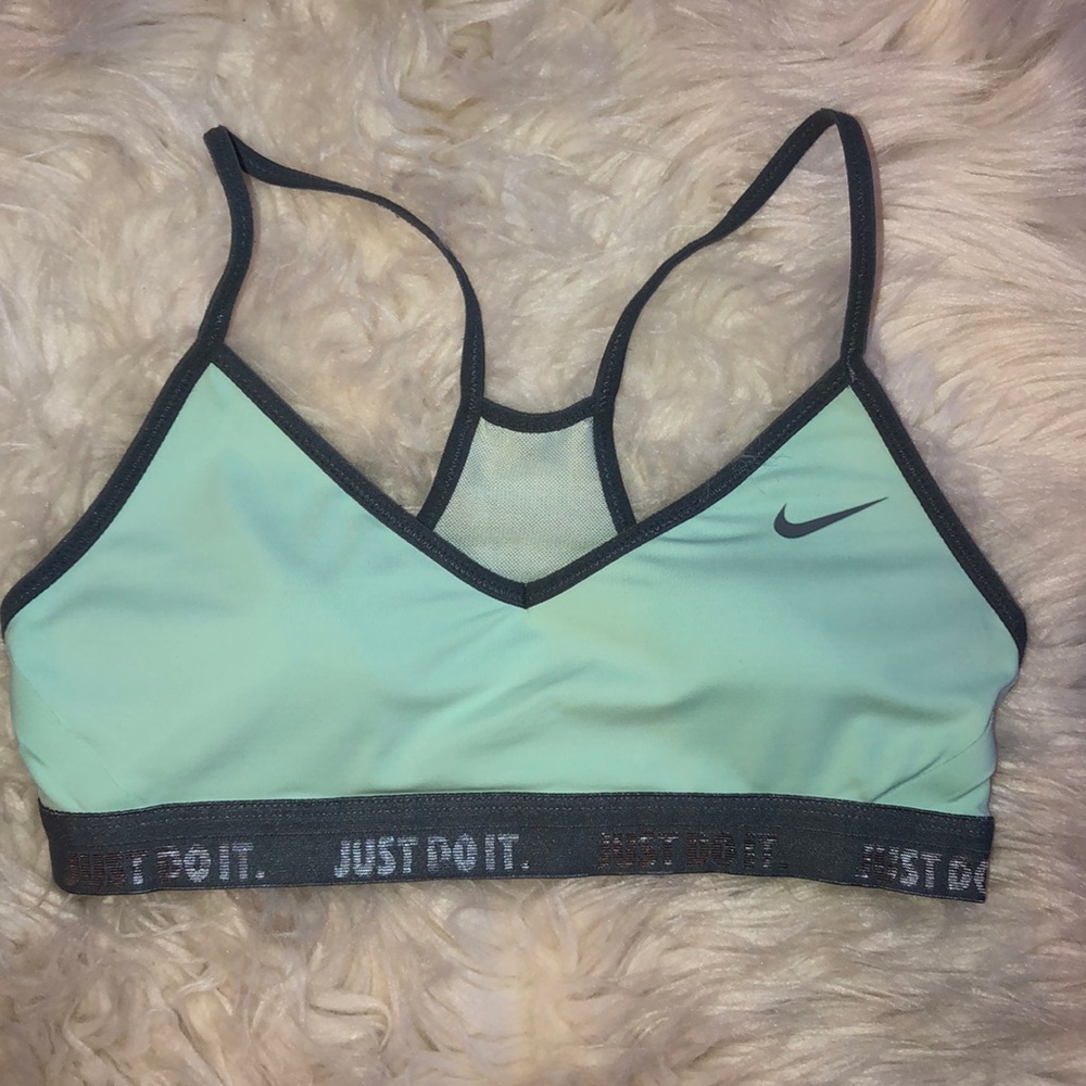 Nike sportsbra